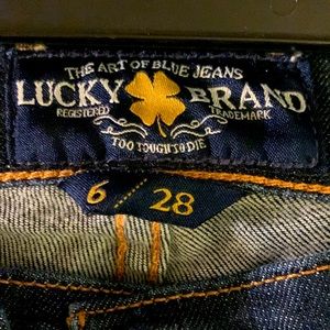 Excellent Condition Preloved Lucky Brand Size 6/28 Indigo Blue